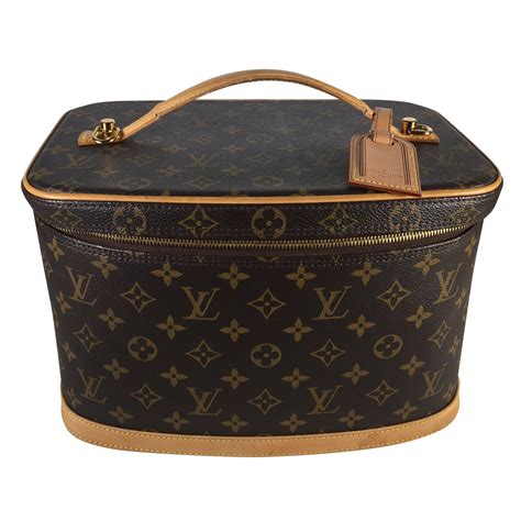 louis vuitton mens vanity case|louis vuitton vanity case price.